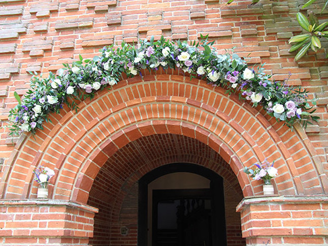 New place archway garland.jpg