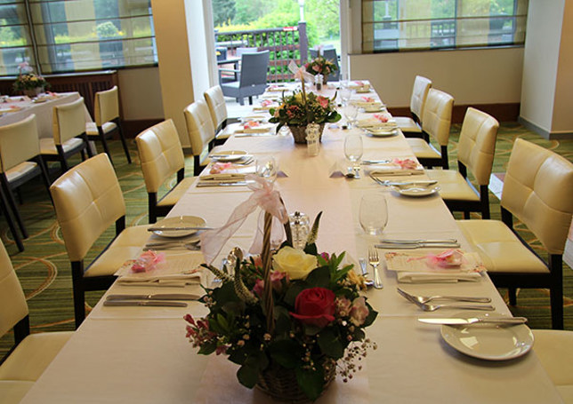 Pink traditional wedding table centres - Marriott meon valley