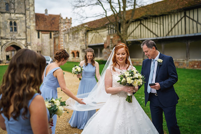 Jenna and bridesmaids - Lainston house.jpg