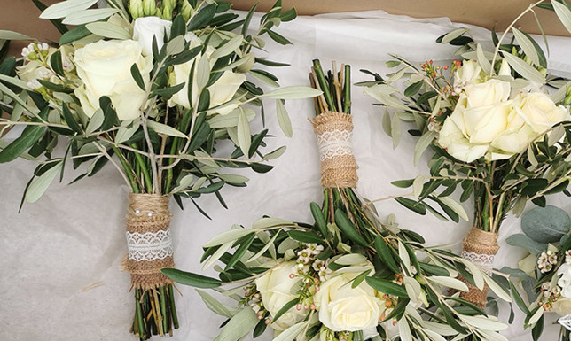 Upwaltham Barns - bouquets