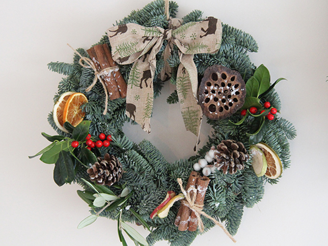 Rusitc wreath 30cms.jpg