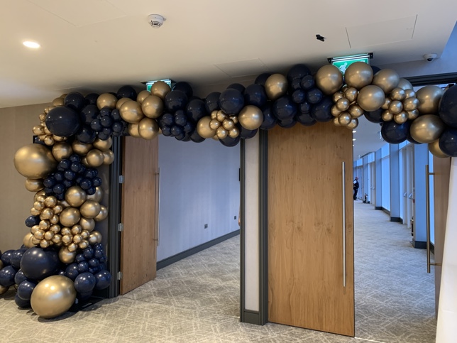 50years corporate - entrance balloons