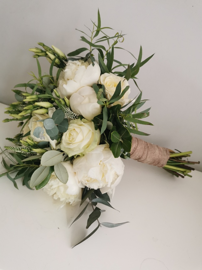 Whites peony and lisanthus.jpg