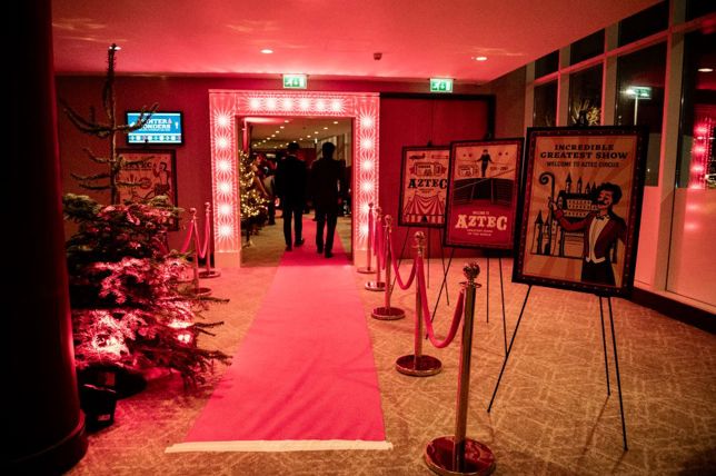 Entrance With Light Up Arch